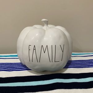 Rae Dunn Large Family Pumpkin Decor
